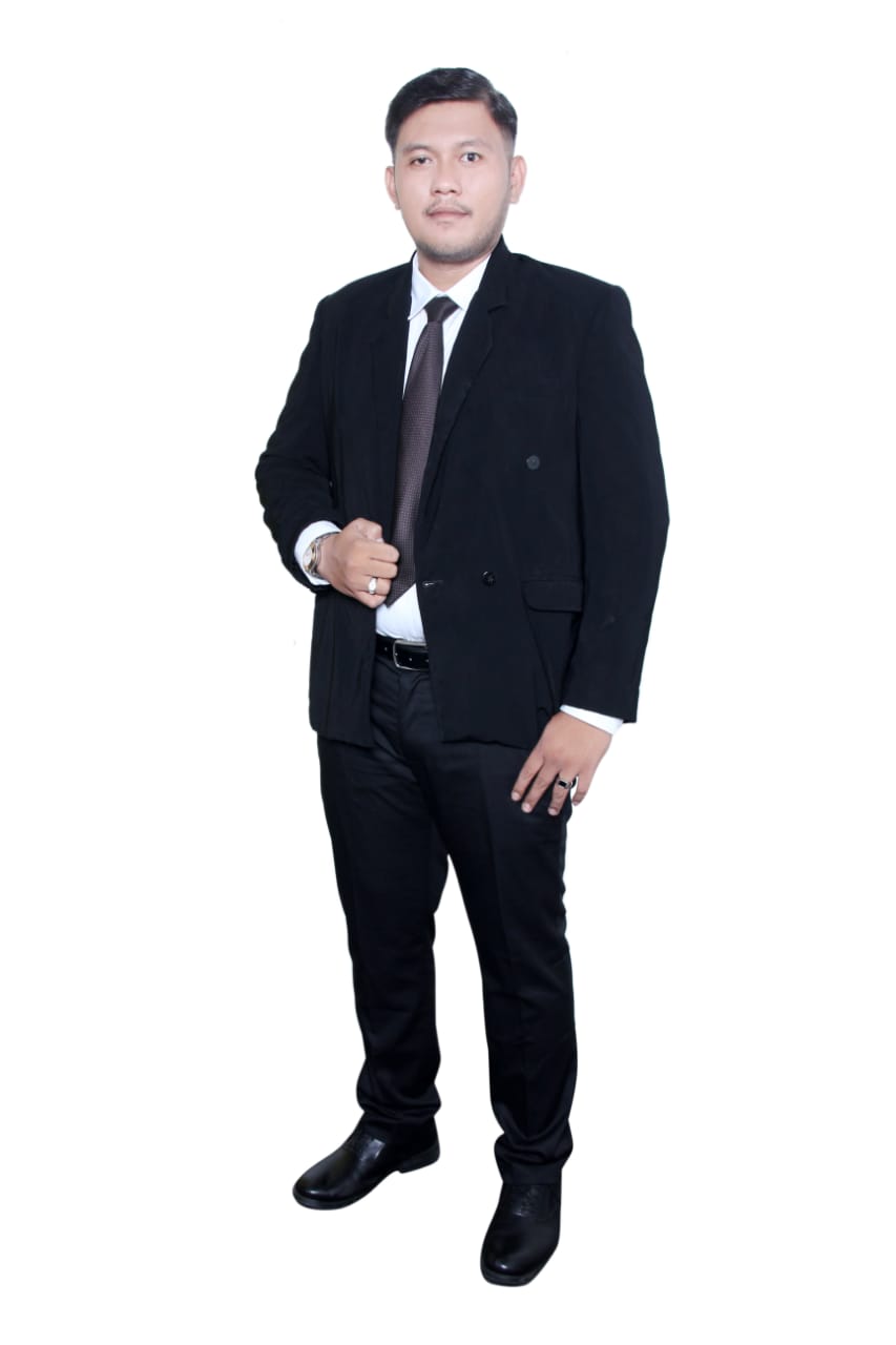 Michael Alponso Tobing, SH.